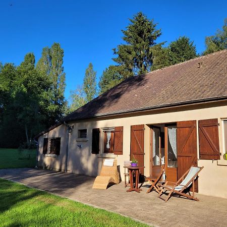 Prince Des Carres Bed & Breakfast Saint-Malo-en-Donziois Екстериор снимка